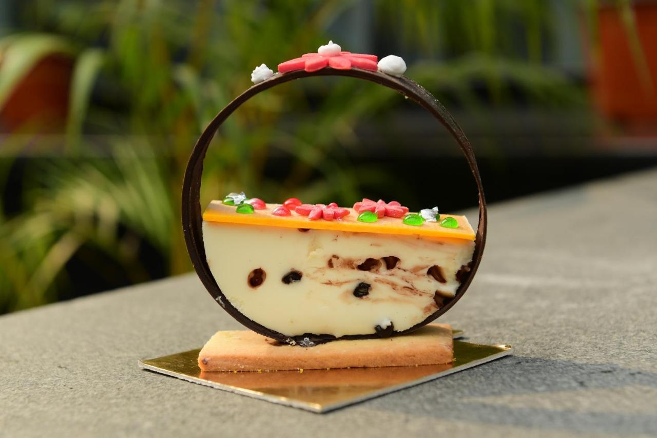 Radisson Blu Hotel גווהטי מראה חיצוני תמונה A semifreddo